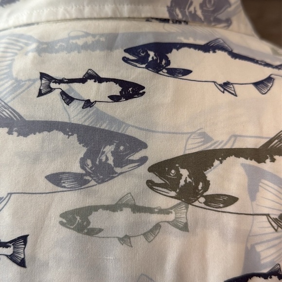 Men’s Columbia button up shirt XLarge sporty outdoor fishing camping vacation - Picture 5 of 11